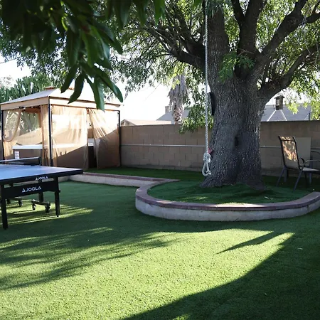 Beautifull 4 Bedroom House 15 Minutes From Universal Studios